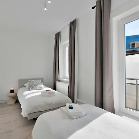 Bright And Spacious Family House In The Center Of * קנוקה-הייסט